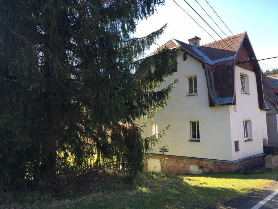 Ubytovani U Mateje Horni Blatna Bagian luar foto